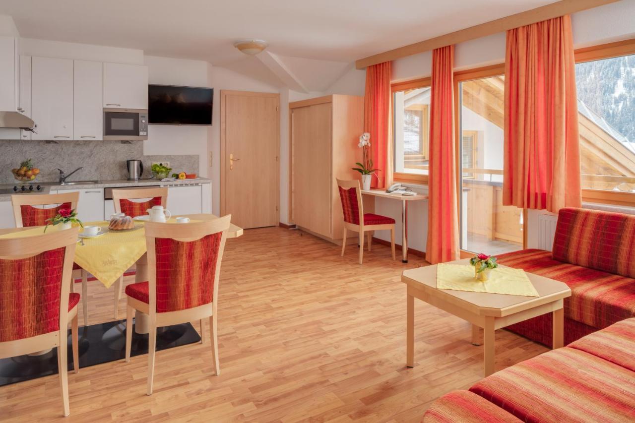 Hotel Albarella Фис Екстериор снимка