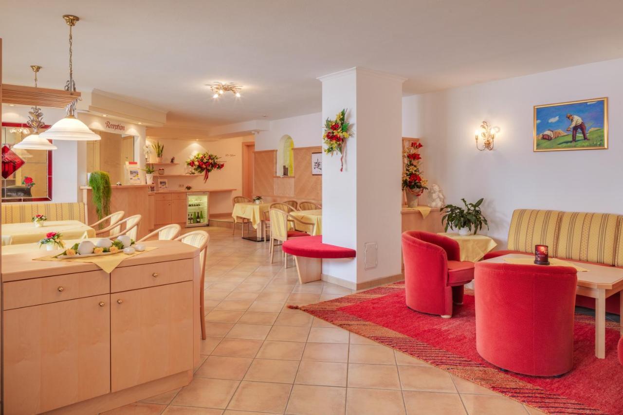 Hotel Albarella Фис Екстериор снимка